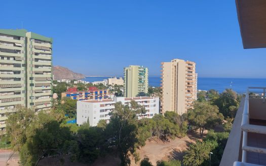Apto en Aguadulce, Almería.