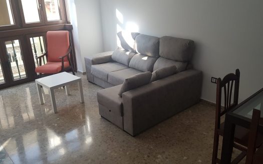 Piso Céntrico en Cádiz Capital.