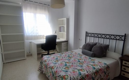 Habitación en Granada Capital.
