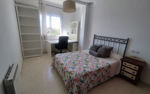 Habitación en Granada Capital.