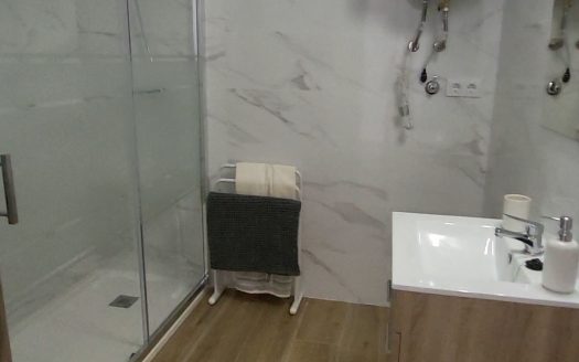 Apto en Guadiaro, San Roque, Cádiz.