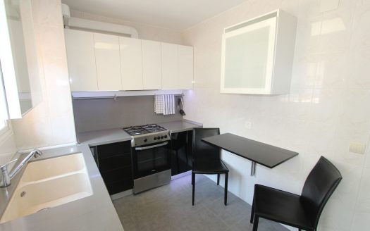 Habitación céntrico Benalmádena, Málaga.