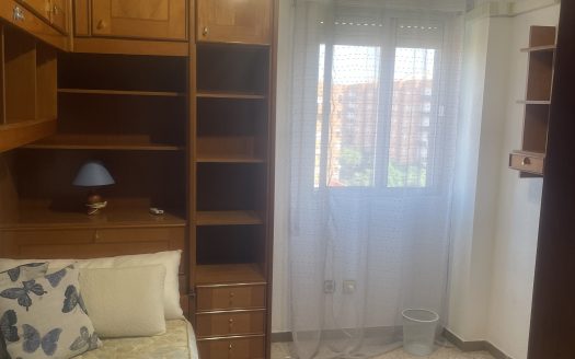 Habitación zona Este, Sevilla Capital.