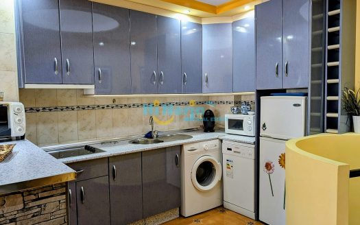 Piso en Torrox Costa, Málaga.