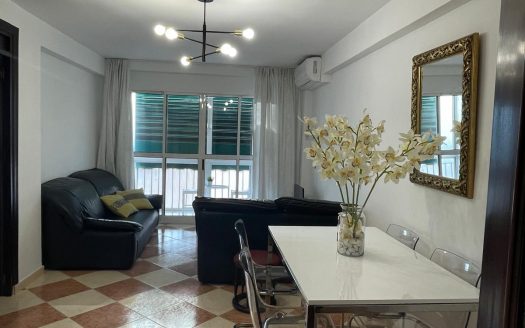 Habitación en Ciudad Jardin en Málaga.