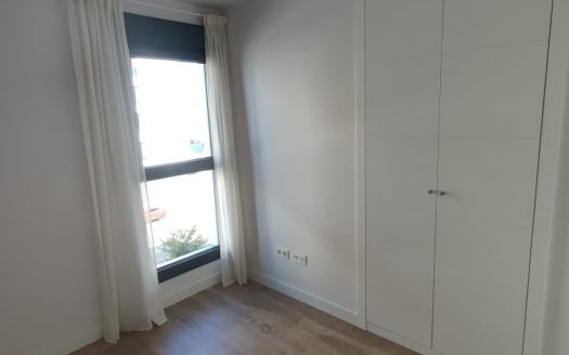 Habitación en Entrenúcleos, Dos Hermanas, Sevilla.