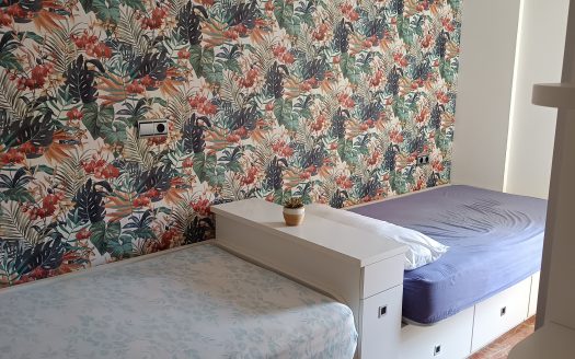 Piso centro en Almería Capital.