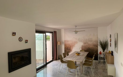 Chalet Adosado en Playa del Sol Villacana, Málaga.