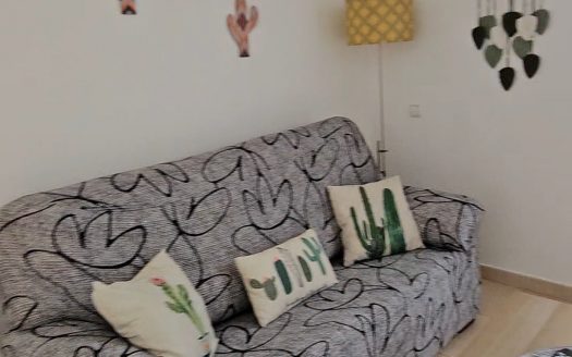 Apto en Algeciras, Cadiz.