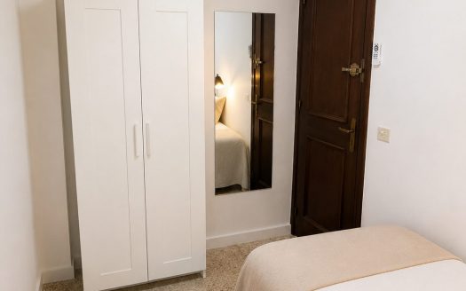 Habitación en Ciudad Jardín, Málaga Capital.
