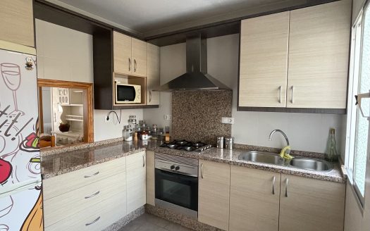 Piso en La Caracola, Adra, Almería.