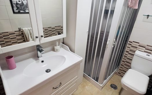 Habitación en Puerto Oncala, Málaga Capital.
