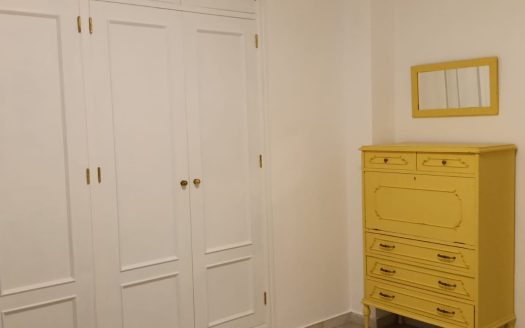 Habitación centro de Motril, Granada.