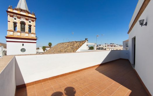 Ático en Sanlúcar la Mayor, Sevilla.