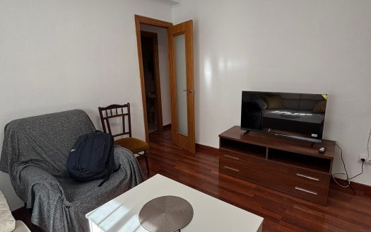 Habitación en el Juncal-Nervión, Sevilla.